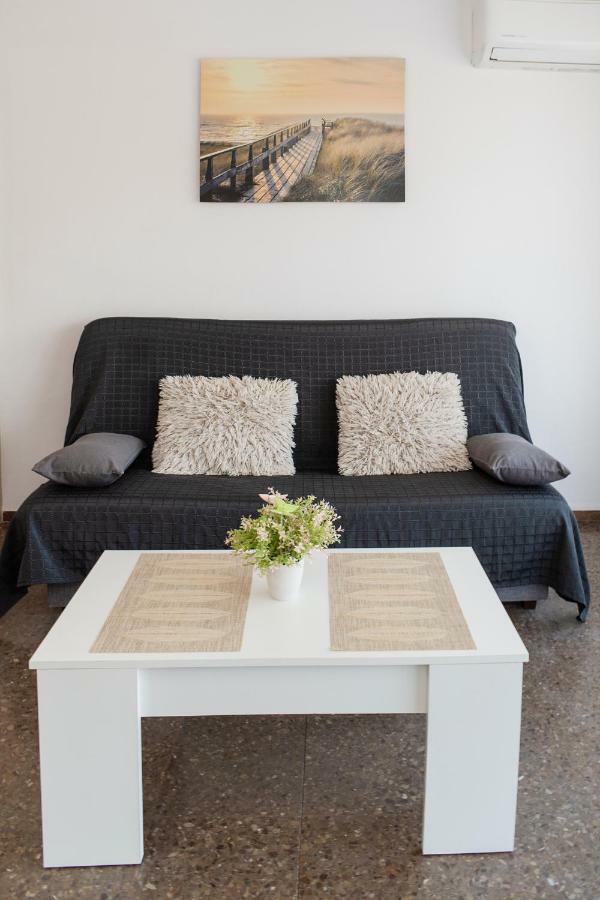 Anne Apartment Salou Bagian luar foto