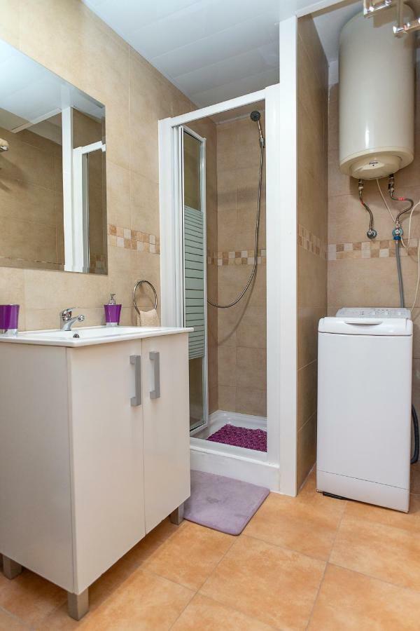 Anne Apartment Salou Bagian luar foto