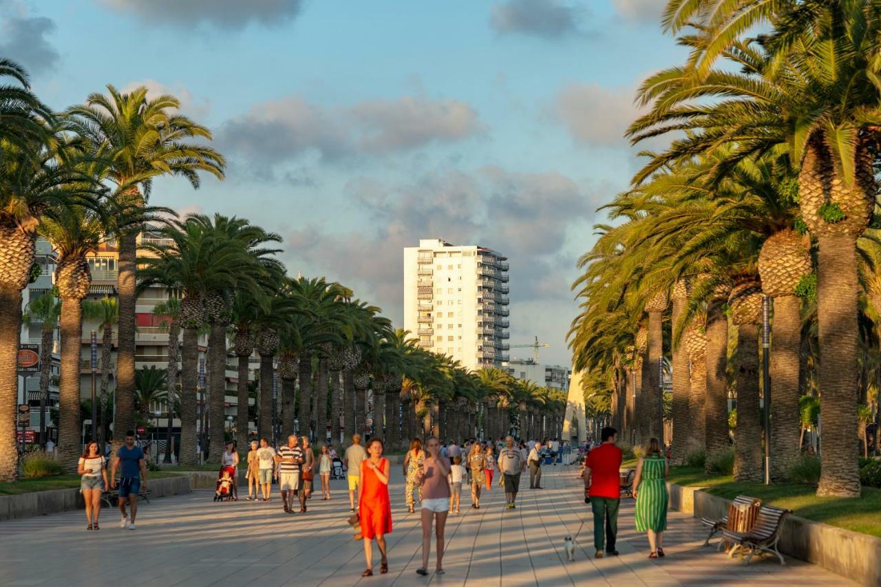 Anne Apartment Salou Bagian luar foto